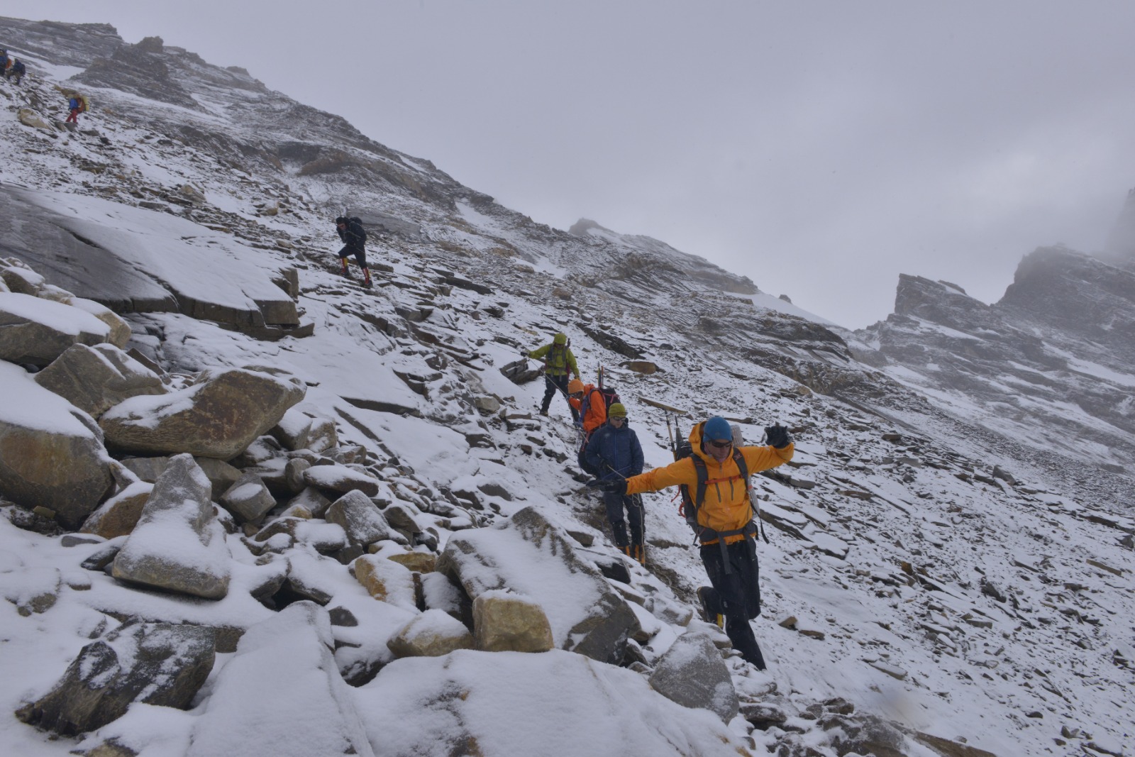 K2 Gondogoro La Trek, Karakoram high-altitude trekking route Pakistan, Mountaineering trips